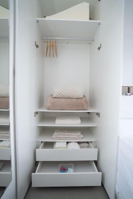 Apartamento Em Pinheiros - 2 Quadras Da Faria Lima E Madalena *